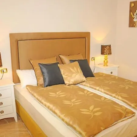 شقة فندقية Chayofa Country Club 3*