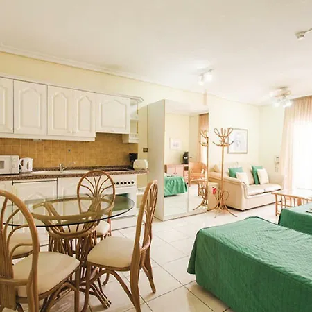 Chayofa Country Club شقة فندقية 3*